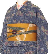 Examples of rental kimono　Silk, antique