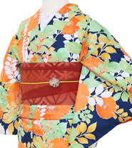 Examples of Small Size Kimonos (150 cm or shorter)